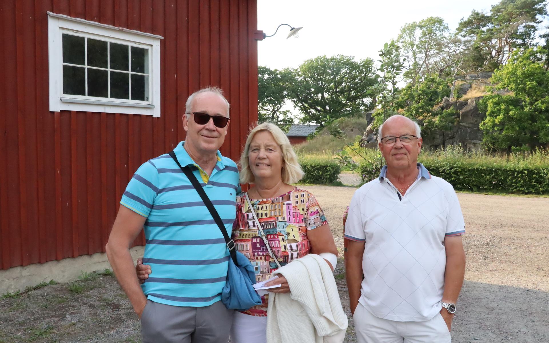 Björn Grundvall tillsammans med frun Maria Grundvall och kompisen Christer Hemberg var på plats för att stötta Christers fru som sjunger i kören. 