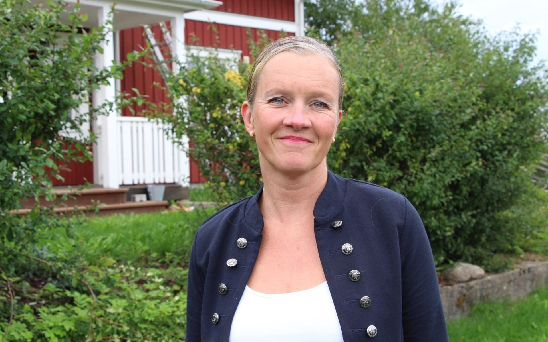 Magdalena Sundqvist (S) öppnar för kommunal borgen till fler föreningar.