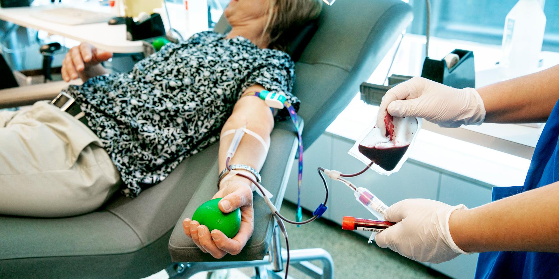 Det råder nu stor brist på blodtyperna  nollnegativ och nollpositiv på sjukhusen i Västsverige.