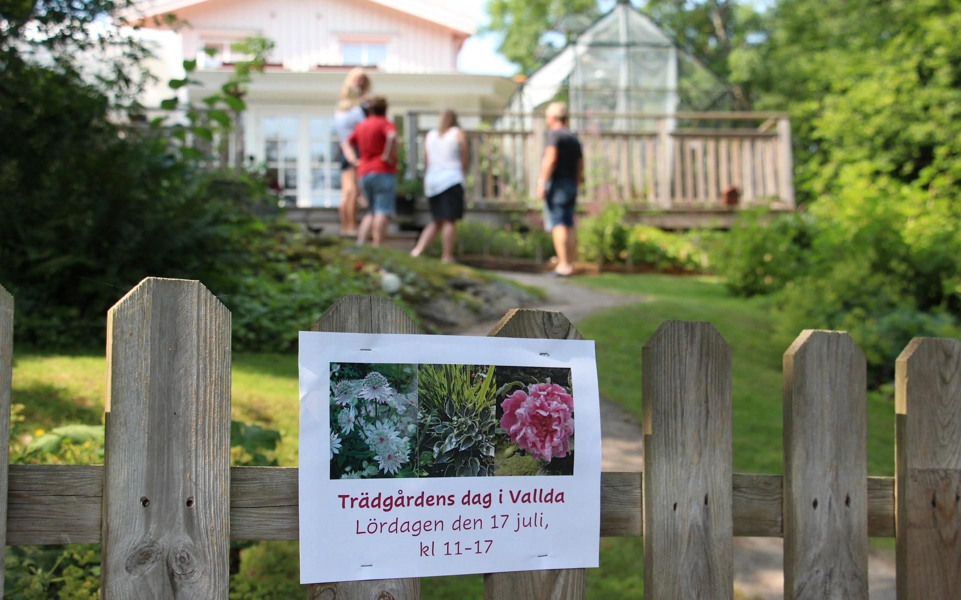 Trädgårdens dag i Vallda blev en succé och lockade många trots att det är mitt i semestern.