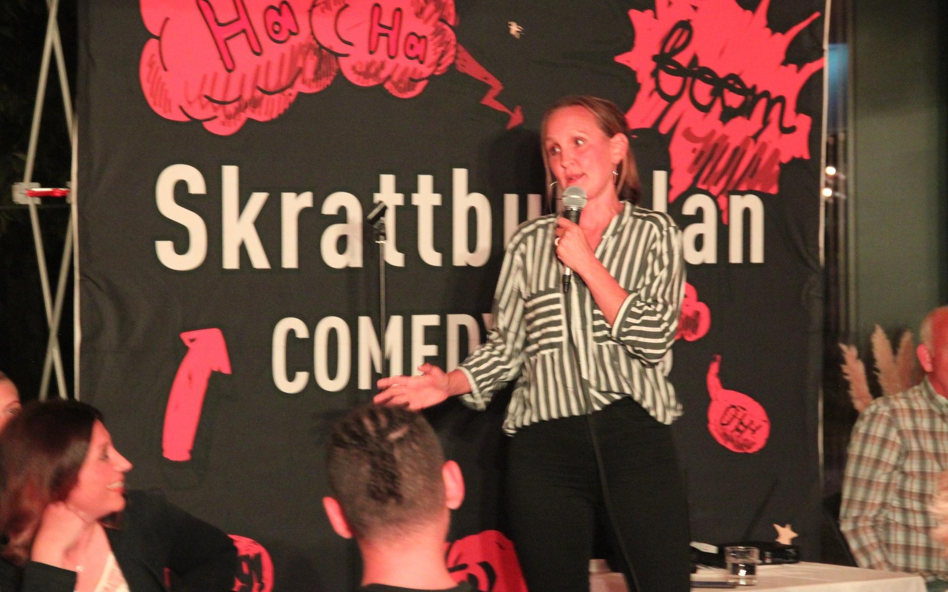 Flera andra komiker uppträdde under kvällen, däribland Hanna Katsler Mölstad.