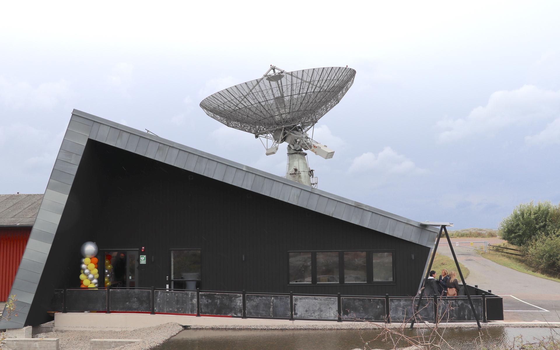 Onsala rymdobservatorium är till stor del byggt av återanvänt material. 